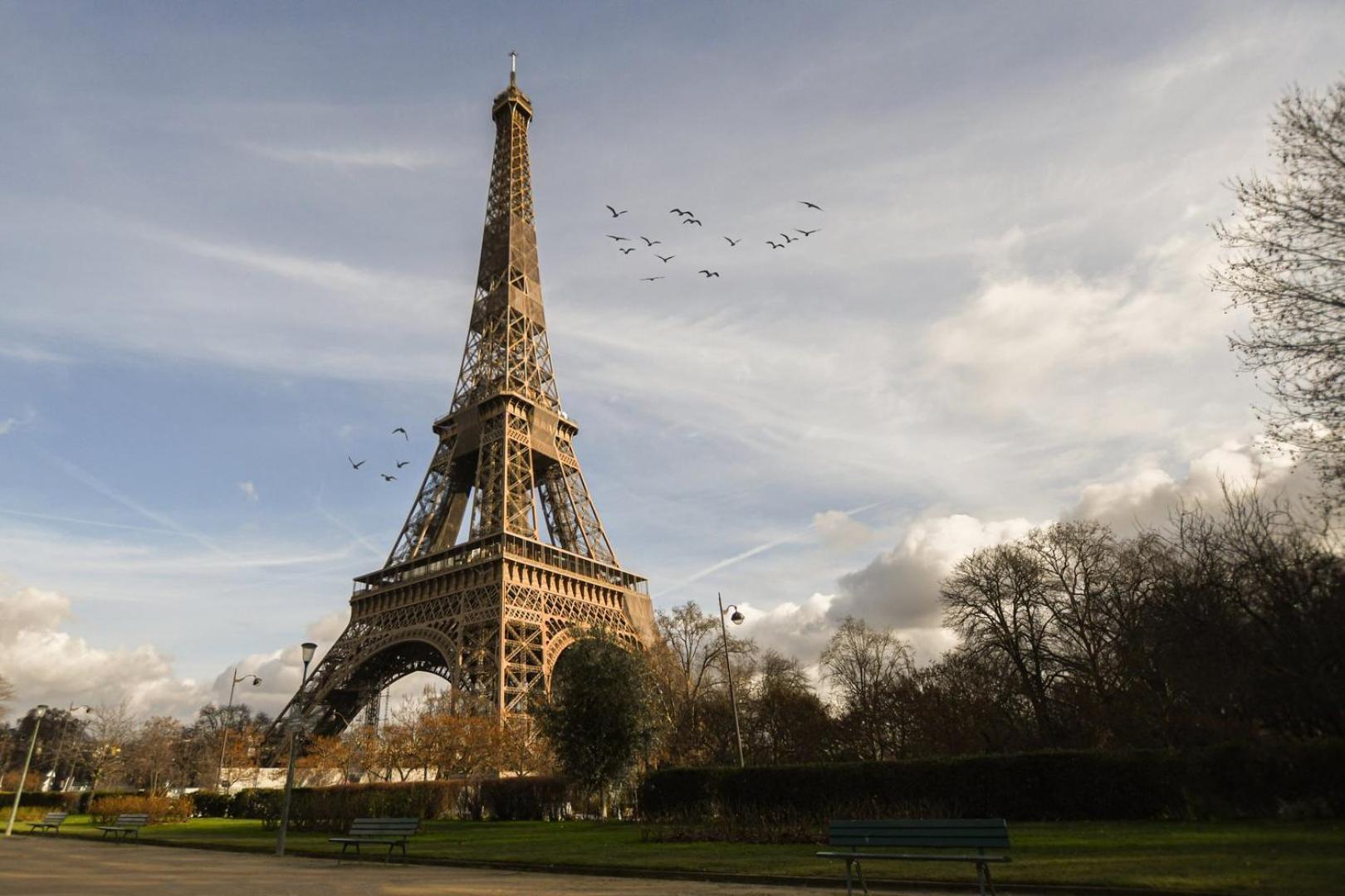 Modern Family Apartment Next To The Eiffel Tower باريس المظهر الخارجي الصورة